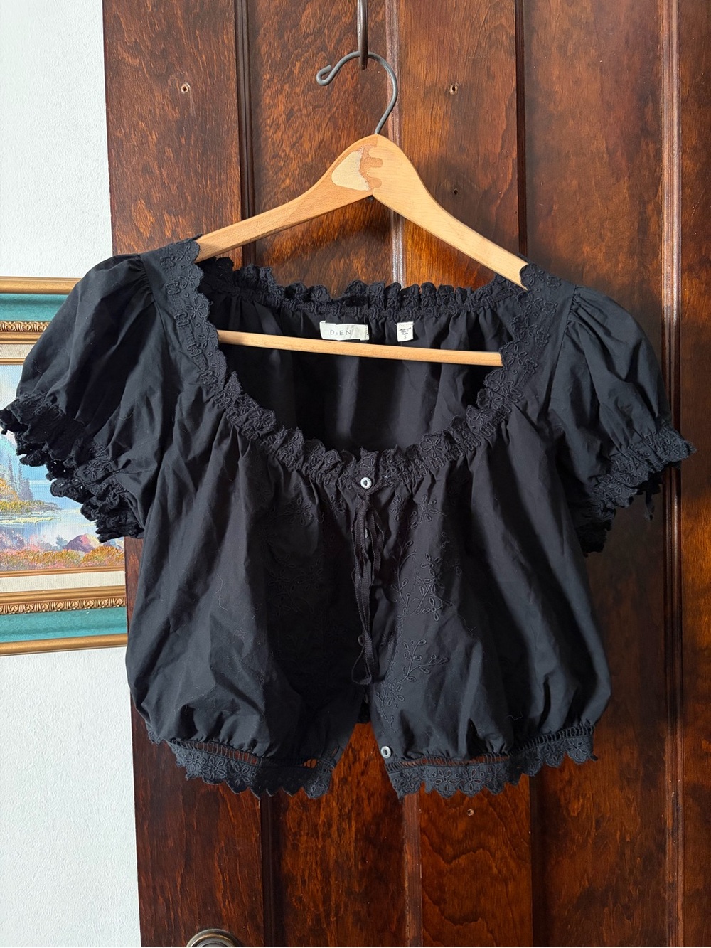 Doen Nera Top in black